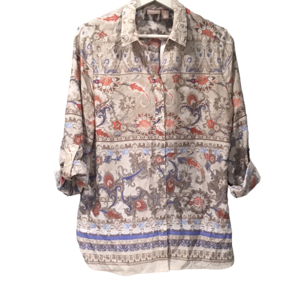 NWT Chico’s Floral Print Button Down Sleeves Adjusted Shirt 1